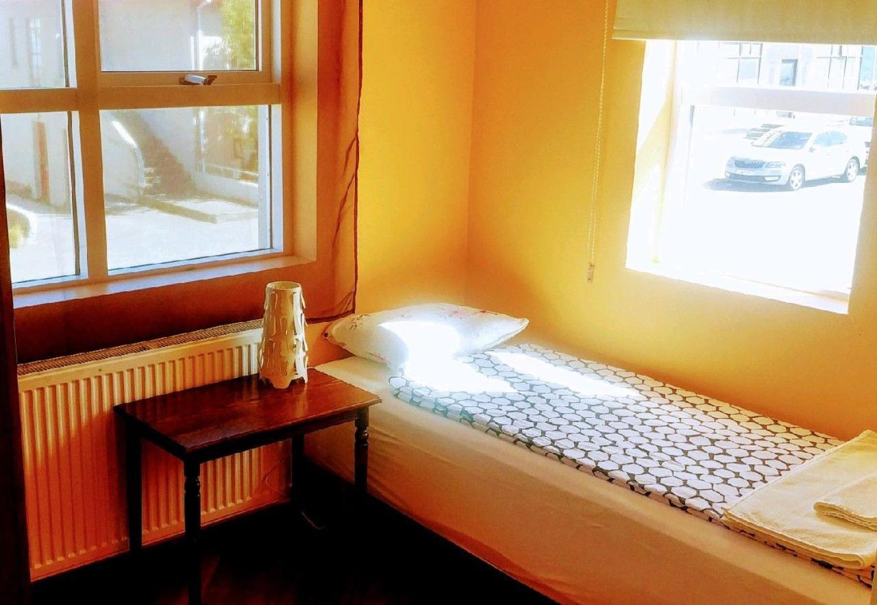 Kefbed Town Center Appartement Keflavík Buitenkant foto